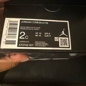 Jordan 1s crib booties